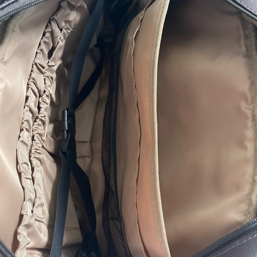 BSC Leather Goods Briefcase/Messenger Bag. EUC